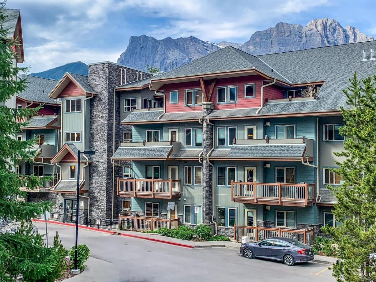 On The Rocks - 2Bdr 2Bth Touch Of Class In Canmore Apartment Екстериор снимка